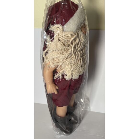 Santa Claus Fibre Craft Father Christmas Doll & Crochet Instructions 31996R - Picture 9 of 11